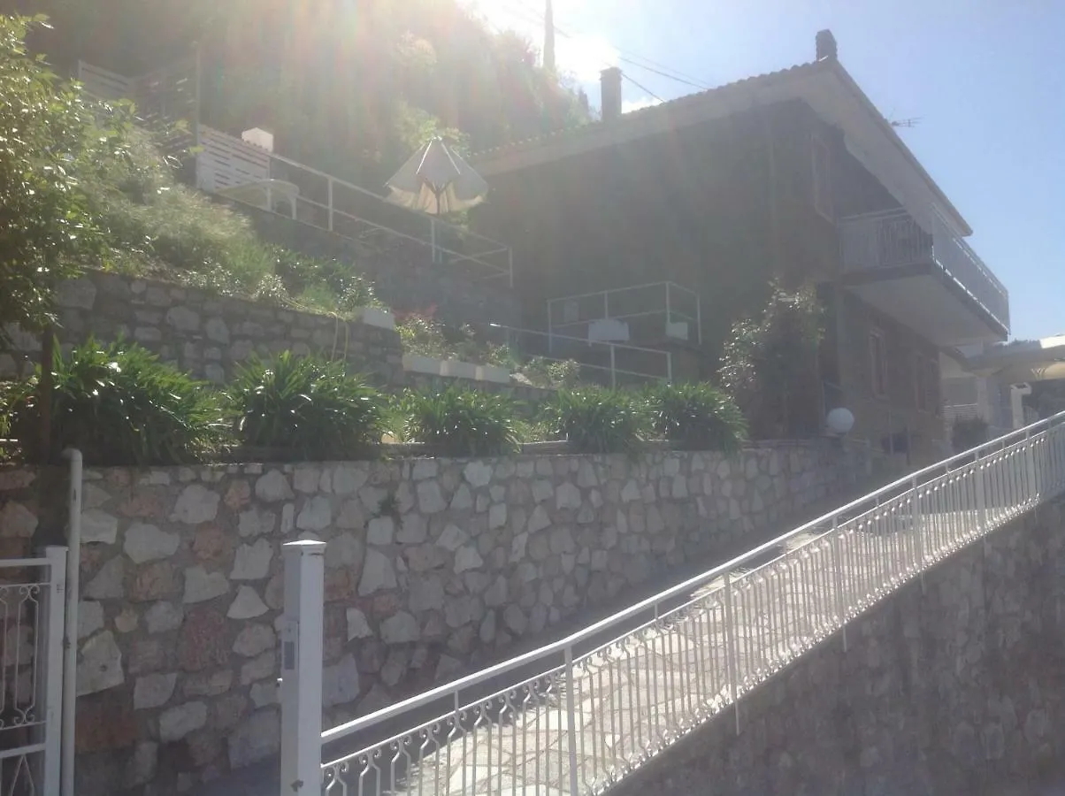 Villa Arianna Panoramic Apartments Malcesine