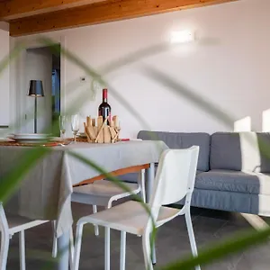 Delfina Terrazzo 013239-cni-00132 Apartment Vercana